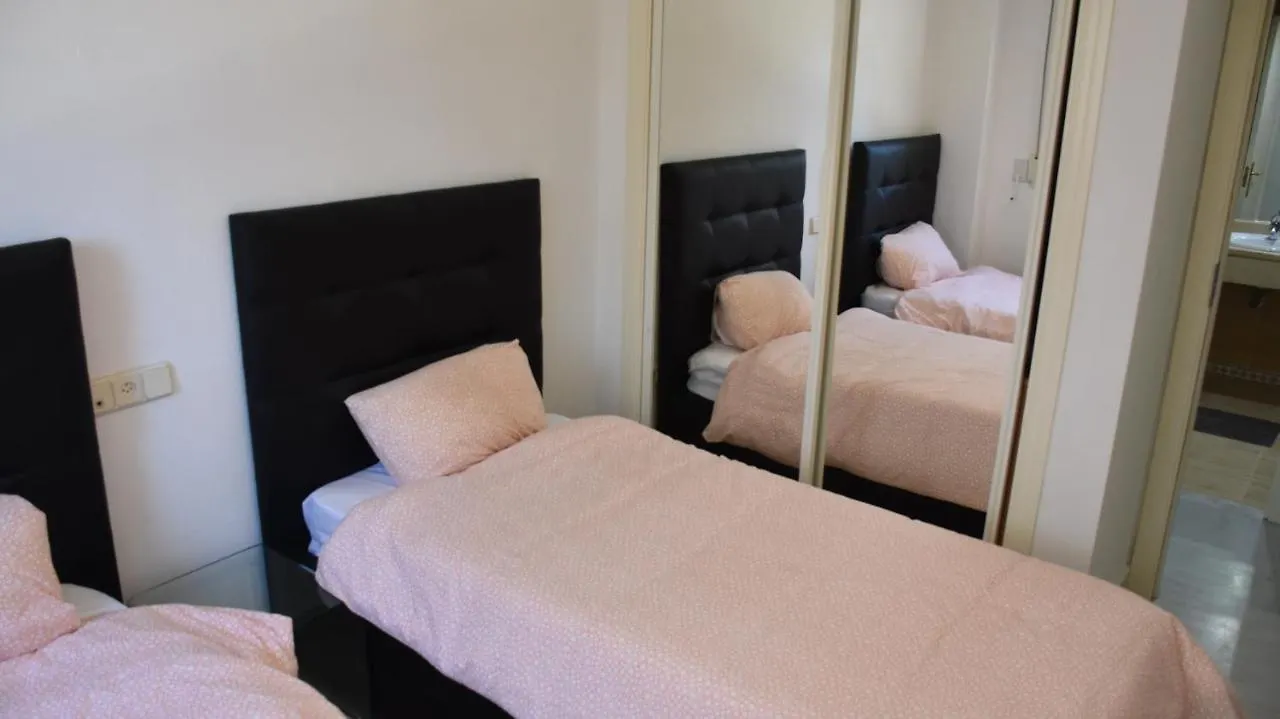 Dama Boutique Apt Marbella